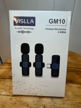VISLLA GM10 Wireless Microphone - Black with Blue Accents